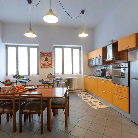 Grand Bijoux Apartment
